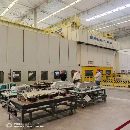 济南二机2500吨闭式四点多连杆压力机的主要参数如下：.